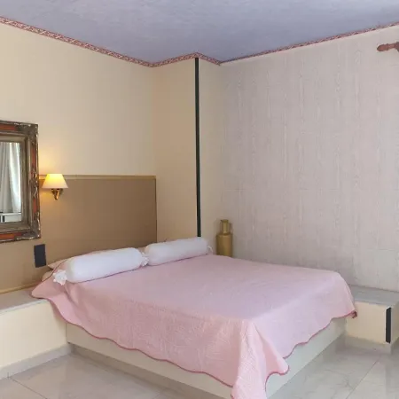 Executive Junior With Balcony Hersonissos (Crete)